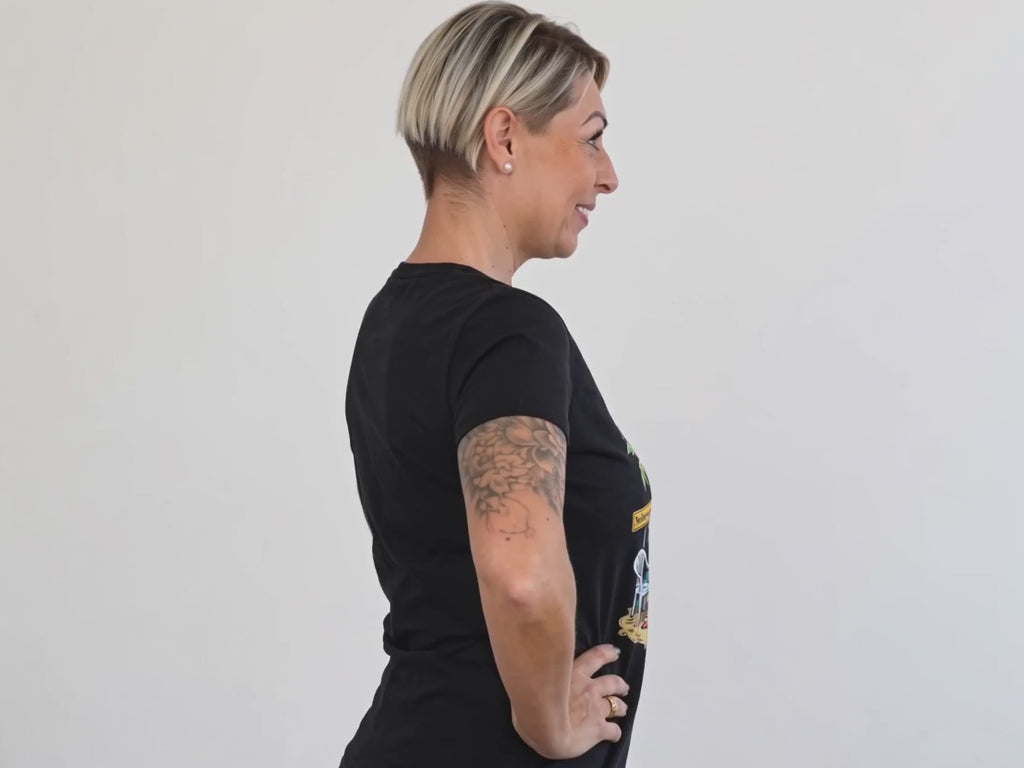 Sauftourist T-Shirt – Malle Partyshirt mit Bier Strand Motiv